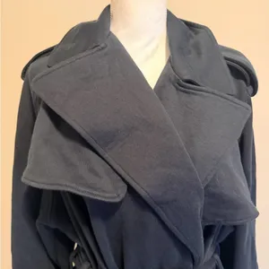NWT SKIMS boyfriend fleece oversized trench coat size small in Onyx thumbnail 6
