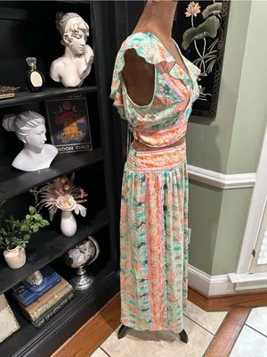 India Boutique Green & Orange Floral Two‑Piece Set thumbnail 10
