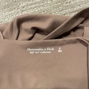 Abercrombie Top thumbnail 3