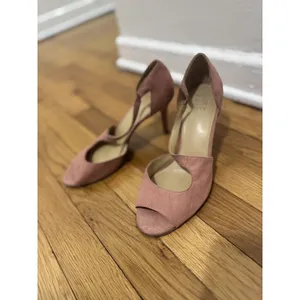 Naturalizer Women's Bella Sandal Size 8.5 Pink Blush Faux Suede Open Toe Heel thumbnail 2