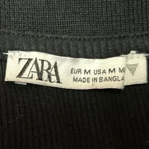 Zara Black V-Neck Collar Ribbed Knit Short Sleeve Polo Shirt Crop Top Size M thumbnail 3