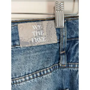 We The‎ Free FP Boomerang Denim Shorts Womens 27 Blue Crossover High Rise thumbnail 4