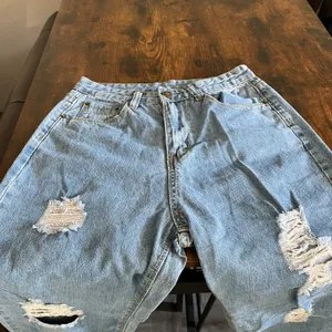SheIn high waisted ripped Mom jeans thumbnail 6