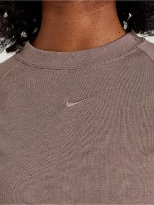 Nike chill terry top short sleeve cropped size XS thumbnail 3