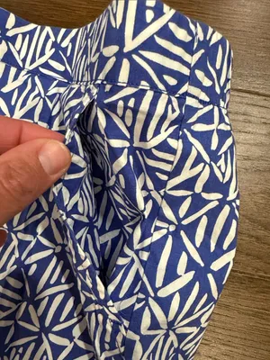 Lilly Pulitzer Ocean View Shorts Women's Size Medium - C67-020 thumbnail 4