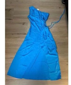 NEW 1 Shoulder Dress Cutout Ruched Split Satin Cocktail Maxi Dress M thumbnail 1