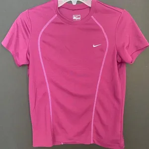 Nike Athletic Shirt Moisture-Wicking Top thumbnail 1