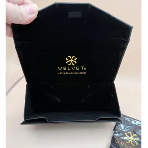 Velvet Eyewear White Gold Aviator Sunglasses‎ with Gradient Lenses and Case thumbnail 5