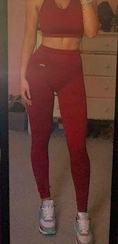 Sports Bra and Leggings Set thumbnail 1