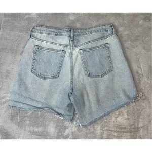 Women’s Denim Light-Medium Wash Cutoff Jean Shorts 14 thumbnail 2