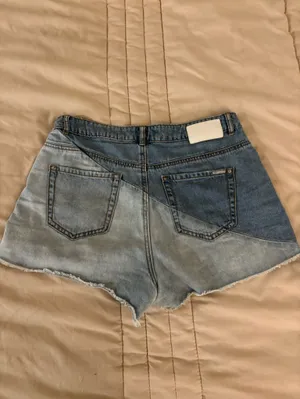 Vero Moda Two-Tone HR Light Blue Denim Shorts thumbnail 3