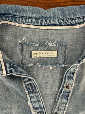 We The Free Light Wash Denim Puff Sleeve Button Down thumbnail 2