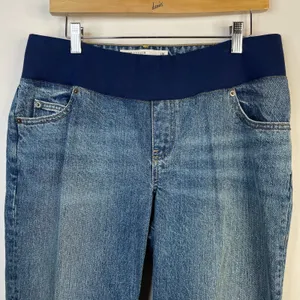 Asos Design Egerton Rigid Cropped Flare Under Belly Maternity Jeans womens 10 thumbnail 3
