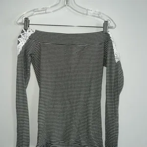 Hollister Black and White Striped Lace Shoulder Top thumbnail 4