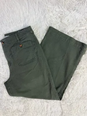 LOFT The Palmer Wide Leg Pants Women’s Size 6 Green Cropped Utility thumbnail 4