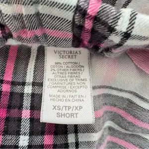 Victoria's Secret Dreamer Flannel 2 pc Pajama Set Multi Plaid sz XS thumbnail 8