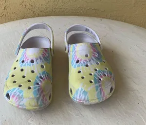Crocs pastel thumbnail 2