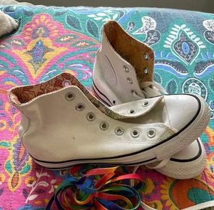 Converse Limited Edition Pride thumbnail 1
