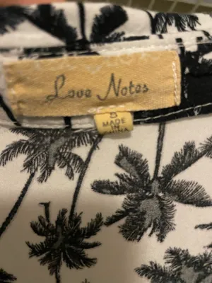 Love Note Hawaiian Cropped Button Up thumbnail 3