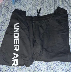 Under Armour Gray Sweatpant joggers thumbnail 2