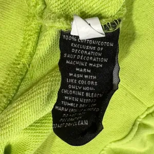 Black Pyramid Neon Cropped Hoodie Women’s Small thumbnail 3