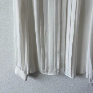 White House Black Market White Pleated Front Long Sleeve Blouse Size 14 thumbnail 4