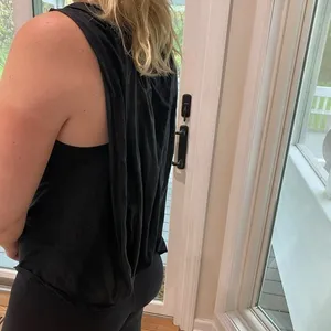 Lululemon‎ Black Tank Top Size Medium thumbnail 7