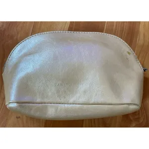 Collectable Danielle Nicole Disney Beauty‎ And The Beast Cogsworth Makeup Bag thumbnail 2