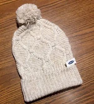 NWT Cozy Pom-Pom Sweater Beanie thumbnail 1