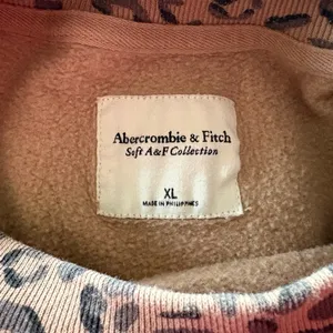 ABERCROMBIE Cheetah Print Sweatshirt thumbnail 4