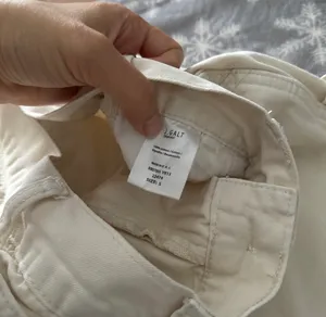 Brandy Melville Cargo Pants thumbnail 7