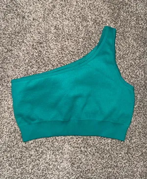 OQQ Women's Ribbed Seamless One-Shoulder Sports Bra Crop Tank Top thumbnail 2