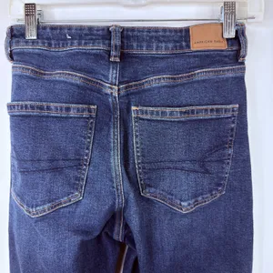 American Eagle Women's Mom Jeans Size 4 Short thumbnail 3