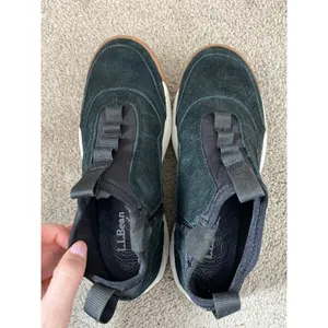 L.L.Bean Women’s Suede Slip On Comfort Sneakers Black Casual Shoes Size 7 thumbnail 3