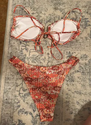 Swimsuit Size L thumbnail 2