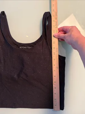 Beyond Yoga Black Speckle Crop Tank size large thumbnail 4