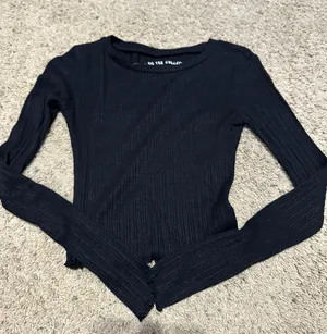 Long-sleeve Top thumbnail 1