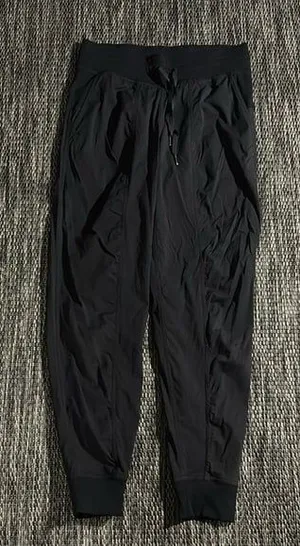 Lululemon Dance Studio Jogger *28” Black Size 6 thumbnail 1