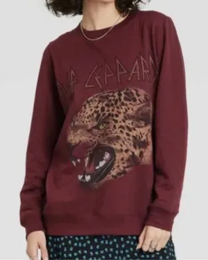 Def Leppard Women’s Maroon Band Graphic Sweatshirt Crewneck - Size Small thumbnail 1