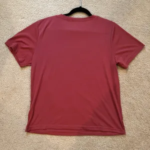 SheIn Red Graphic Tee with Vintage Car Print thumbnail 4
