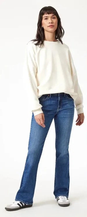 Classic Blue Women's Jeans Size undefined thumbnail 1