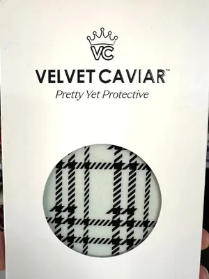 Velvet Caviar Houndstooth iPhone 16 Pro Case Black White Plaid thumbnail 2