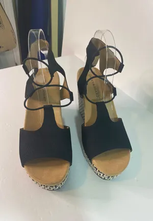 Lucky Brand Yejida Size 9 NWOT thumbnail 2