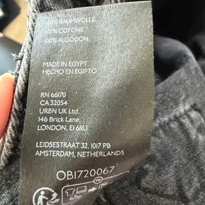 Free People We The Free Black Wash Major Leagues Cuffed Carpenter Utility Jeans thumbnail 15