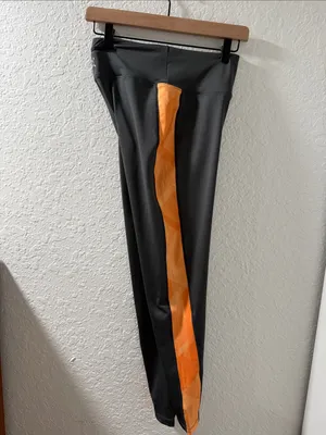 NWT OTF Orangetheory Fitness Gray Leggings with Orange Side Stripes thumbnail 6