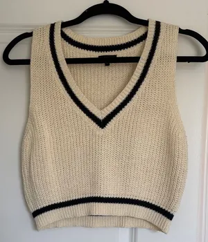 Debut Cream and Black Knit Crop Top thumbnail 1