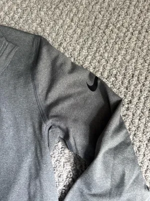 Nike Dri-Fit Women’s Long Sleeve Quarter-Zip thumbnail 2
