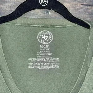 47 Brand Minnesota Wild NHL Hockey T-Shirt Green Striped Sleeve Logo‎ Large thumbnail 2