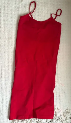 Tight mid length dress Red thumbnail 1