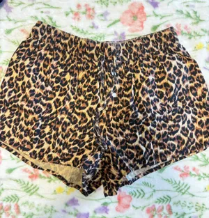 Aerie Shorts thumbnail 1